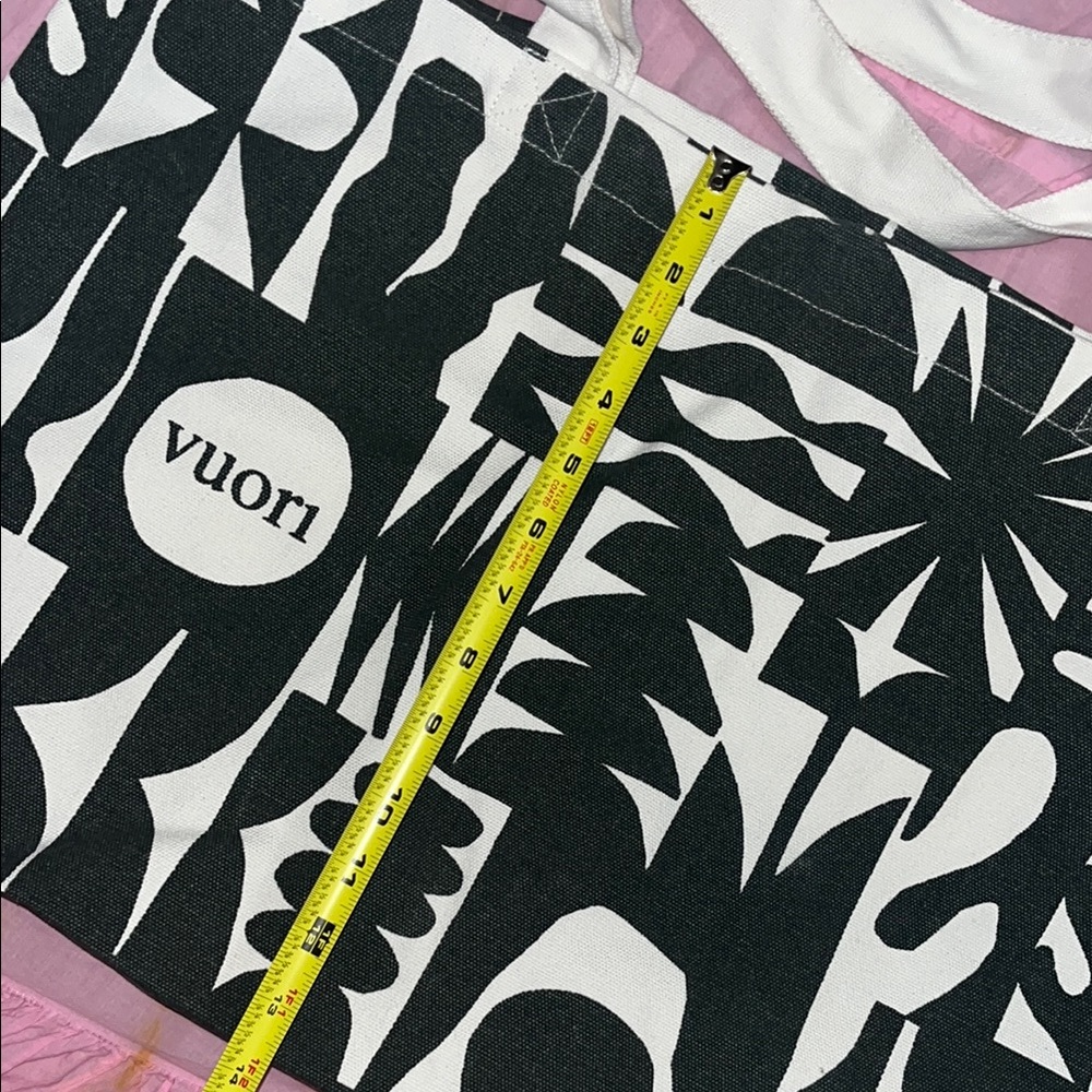 ♥️👈🏻• 🫦 VUORI x Cody H x Limited Ed. Vibes 🫦• 👅🖤 - Picture 2 of 8